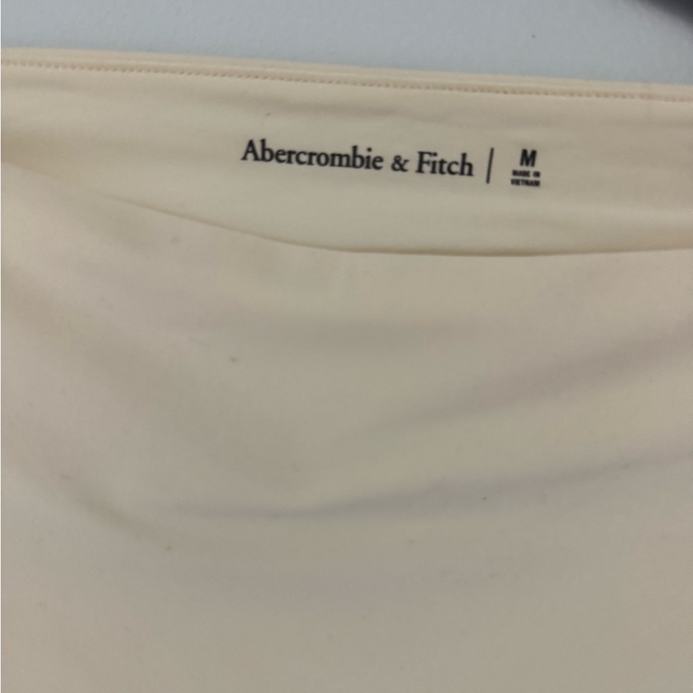 Abercrombie & Fitch Beige Long Sleeve Bodysuit - Picture 3 of 4